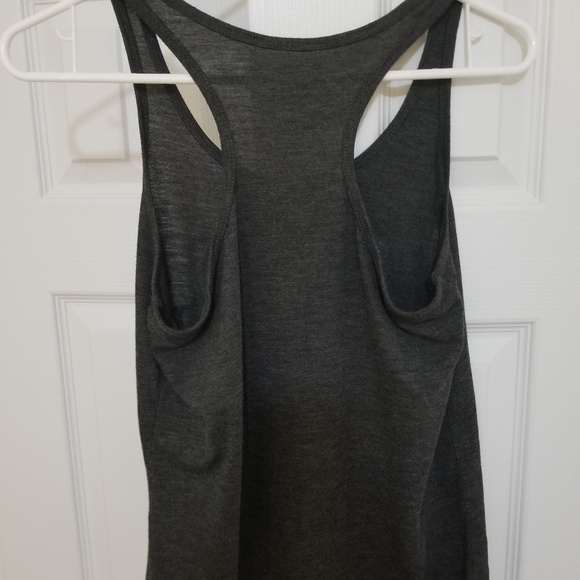 Athletic Workout Tank Top - Picture 4 of 4